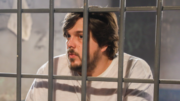 A Infância de Romeu e Julieta - Lucas Salles