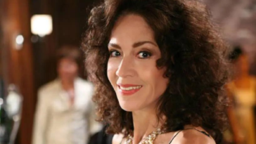 Paraíso Tropical - Yoná Magalhães