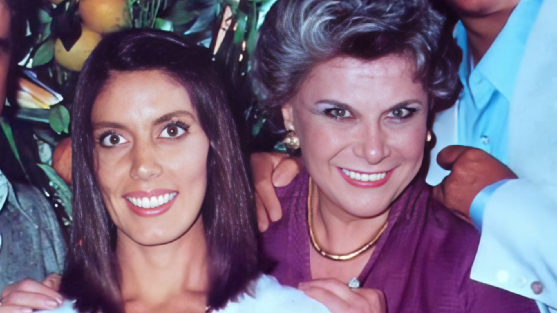 Marron Glacé - Mila Moreira e Yara Cortes