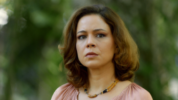 A Vida Pela Frente - Leandra Leal