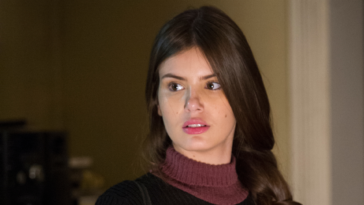 Verdades Secretas - Camila Queiroz