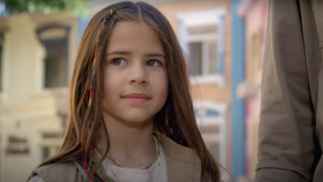 A Caverna Encantada - Mel Summers