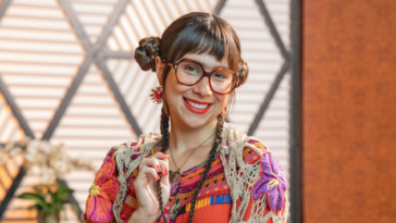 Família é Tudo - Daphne Bozaski