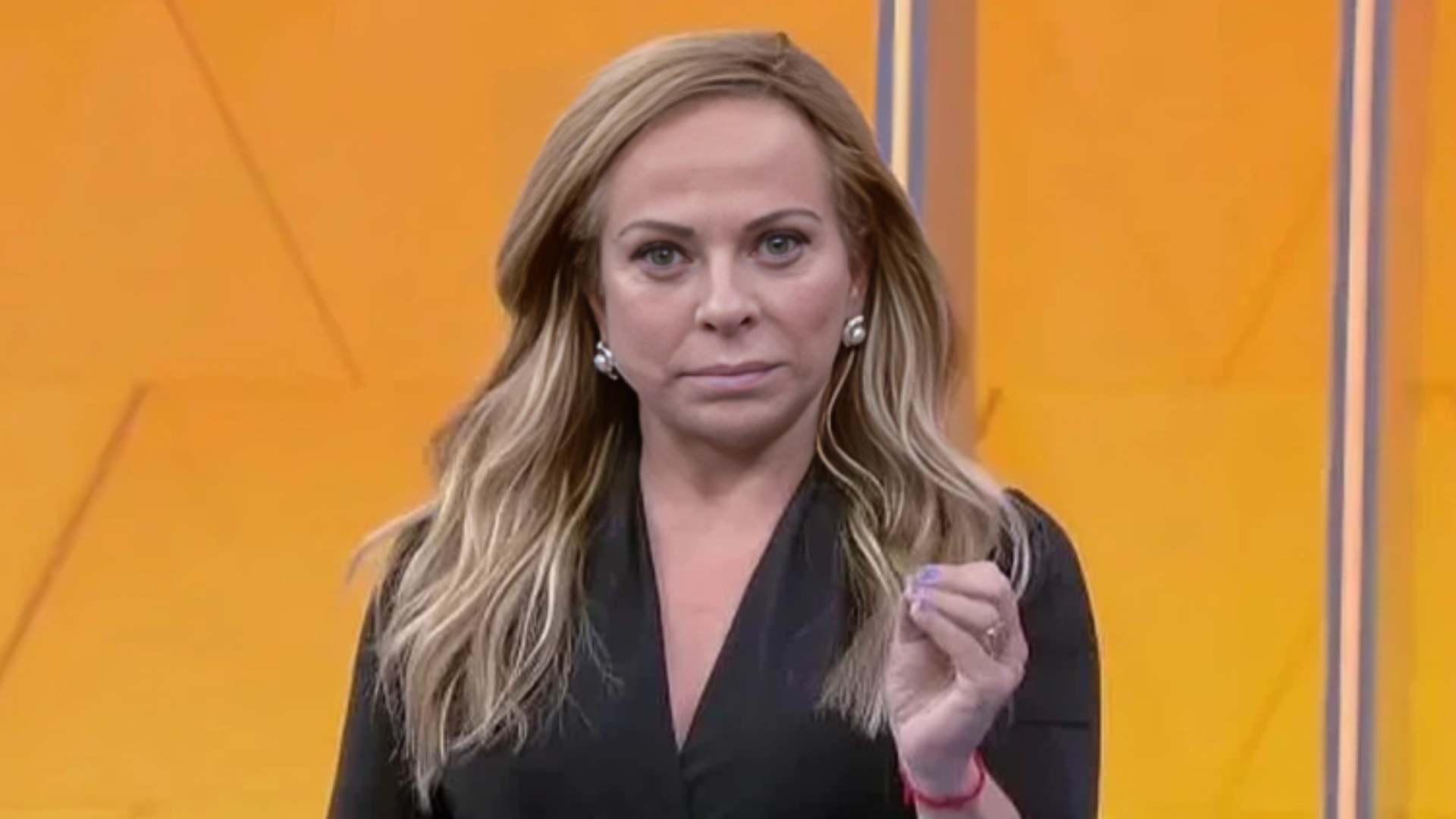 Tá na Hora - Christina Rocha