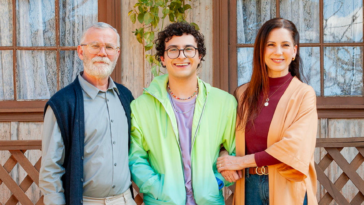 Meu Avô Stanislau - Fhelipe Gomes, Laura Haddad e Ranieri Gonzalez